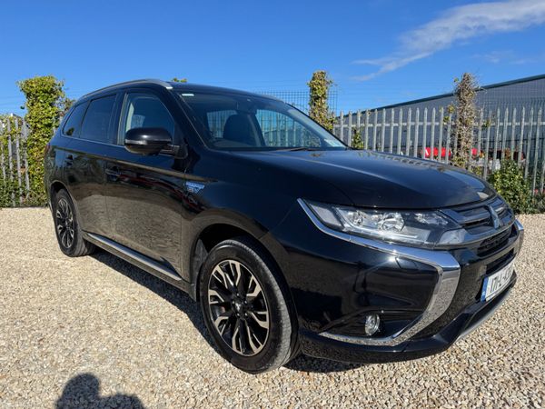 Mitsubishi Outlander SUV, Petrol Plug-in Hybrid, 2017, Black