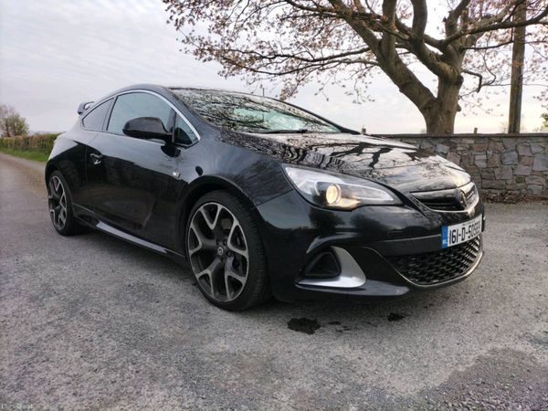 Vauxhall Astra Hatchback, Petrol, 2016, Black