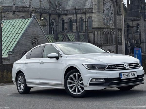Volkswagen Passat Saloon, Diesel, 2017, White