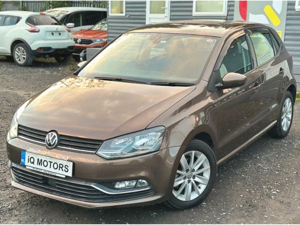 Volkswagen Polo Hatchback, Petrol, 2014, Brown