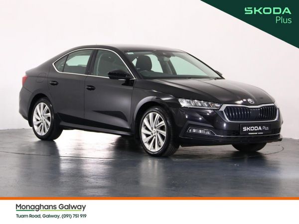Skoda Octavia Hatchback, Diesel, 2021, Black