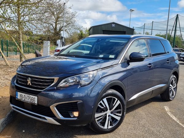 Peugeot 5008 MPV, Diesel, 2019, Blue