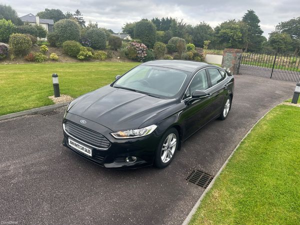 Ford Mondeo Hatchback, Diesel, 2016, Black