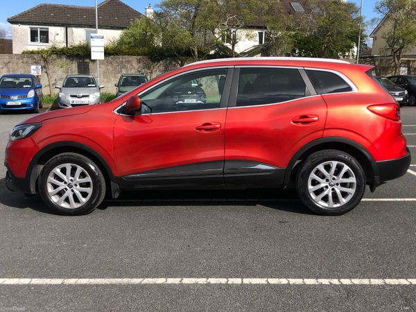 Renault Kadjar SUV, Diesel, 2016, Red