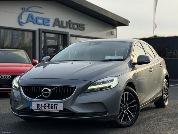 Volvo V40 Hatchback, Diesel, 2018, Grey