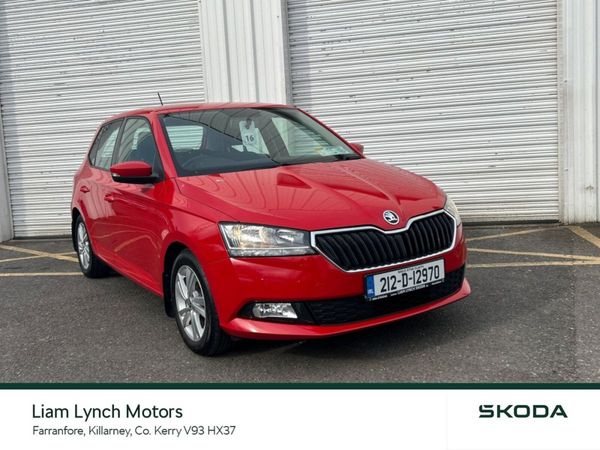 Skoda Fabia Hatchback, Petrol, 2021, Red