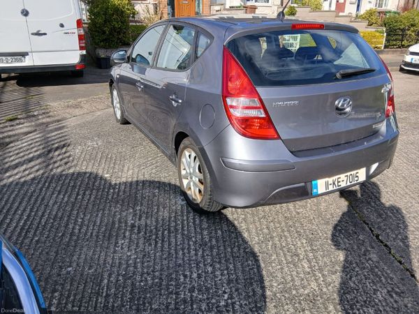 Hyundai i30 Hatchback, Diesel, 2011, Grey