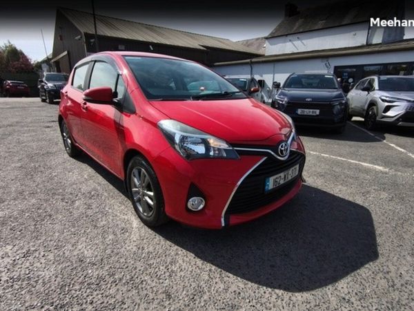Toyota Yaris Hatchback, Diesel, 2016, Red