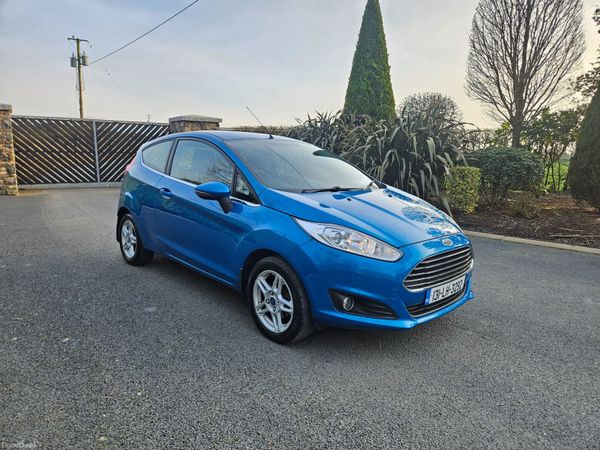 Ford Fiesta Hatchback, Petrol, 2013, Blue