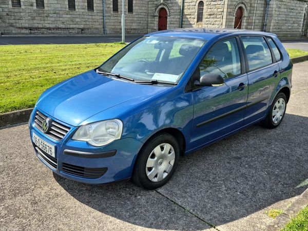 Volkswagen Polo Hatchback, Petrol, 2006, Blue