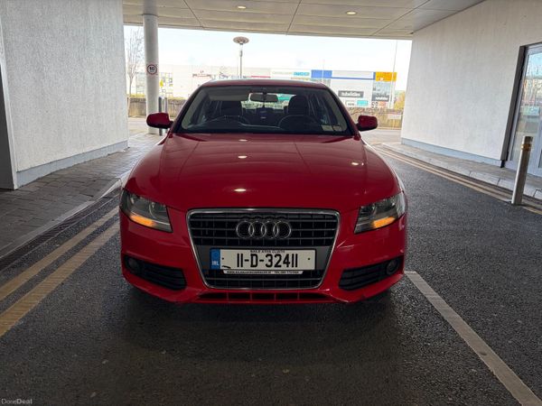 Audi A4 Saloon, Diesel, 2011, Red