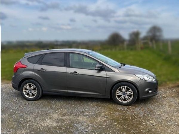 Ford Focus Hatchback, Diesel, 2013, Brown