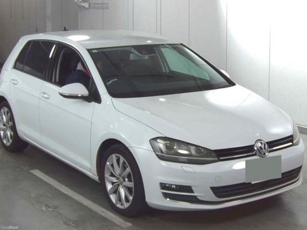 Volkswagen Golf Hatchback, Petrol, 2015, White