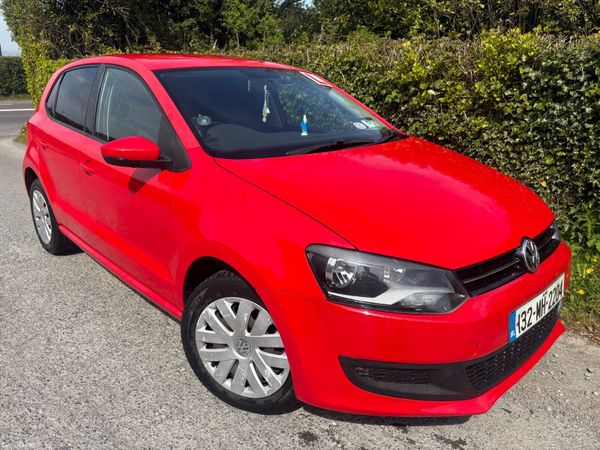 Volkswagen Polo Hatchback, Petrol, 2013, Red