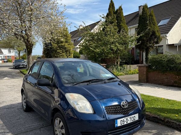 Toyota Yaris Hatchback, Petrol, 2009, Blue