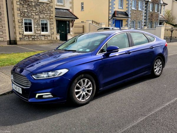 Ford Mondeo Hatchback, Diesel, 2017, Blue