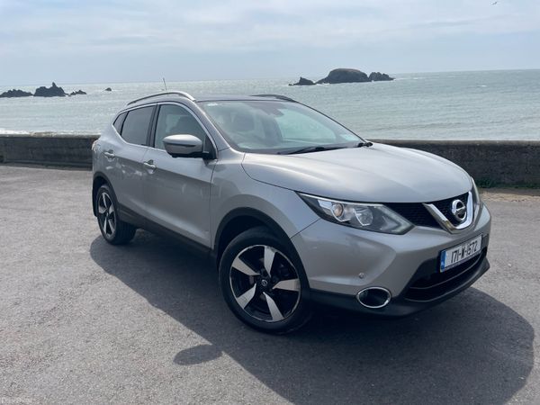 Nissan Qashqai SUV, Diesel, 2017, Grey