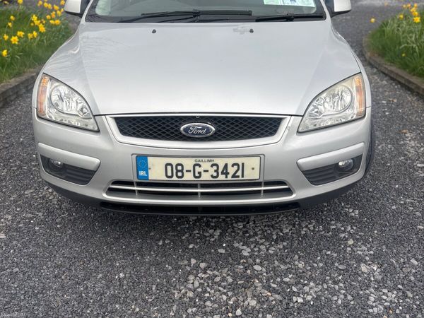 Ford Focus Hatchback, Petrol, 2008, Silver