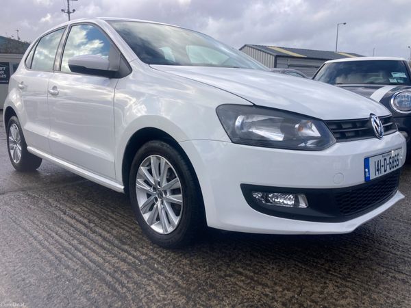 Volkswagen Polo Hatchback, Petrol, 2014, White
