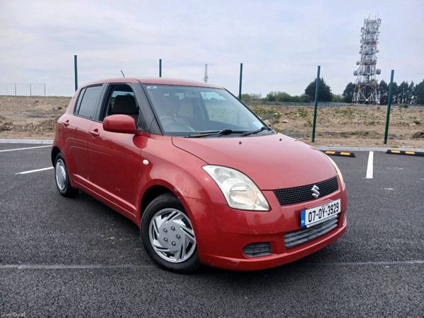 Suzuki Swift Hatchback, Petrol, 2007, Red