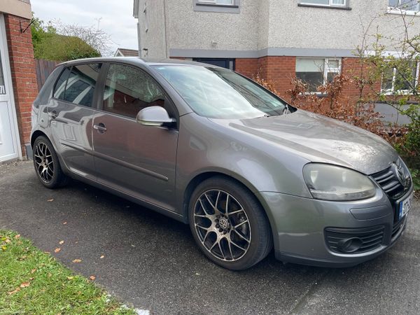 Volkswagen Golf Hatchback, Diesel, 2007, Grey