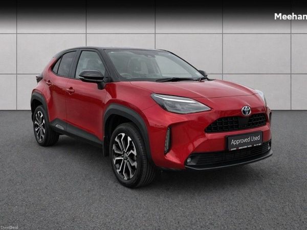 Toyota Yaris Cross Hatchback, Petrol Hybrid, 2023, Red
