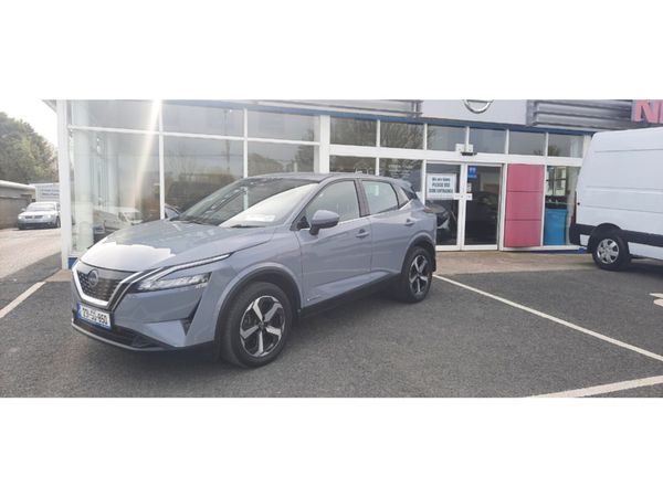 Nissan Qashqai MPV, Petrol, 2023, Grey