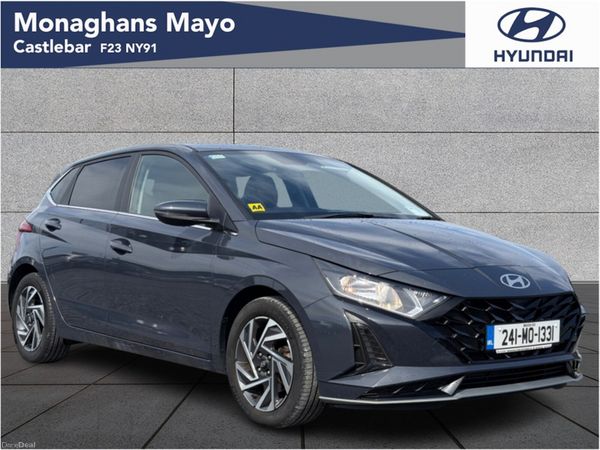 Hyundai i20 Hatchback, Petrol, 2024, Grey