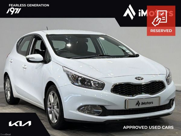 Kia Ceed Hatchback, Diesel, 2015, White