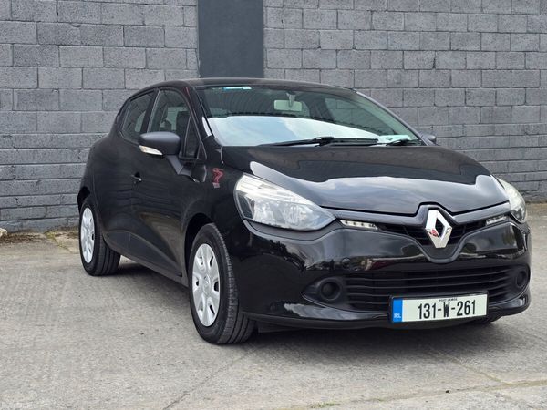 Renault Clio Hatchback, Petrol, 2013, Black