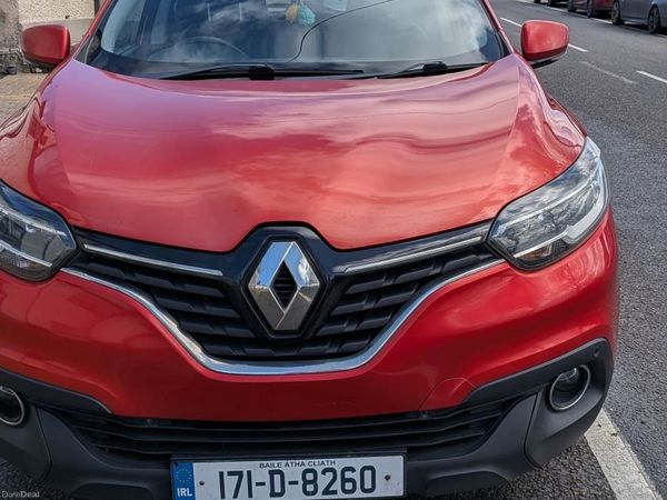 Renault Kadjar SUV, Diesel, 2017, Red