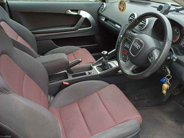 Audi A3 Hatchback, Diesel, 2011, Silver
