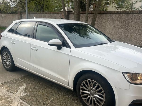 Audi A3 Hatchback, Diesel, 2016, White