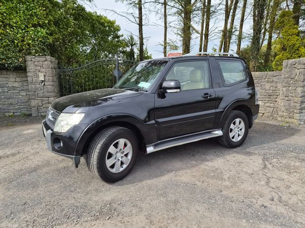 Mitsubishi Pajero SUV, Diesel, 2007, Black