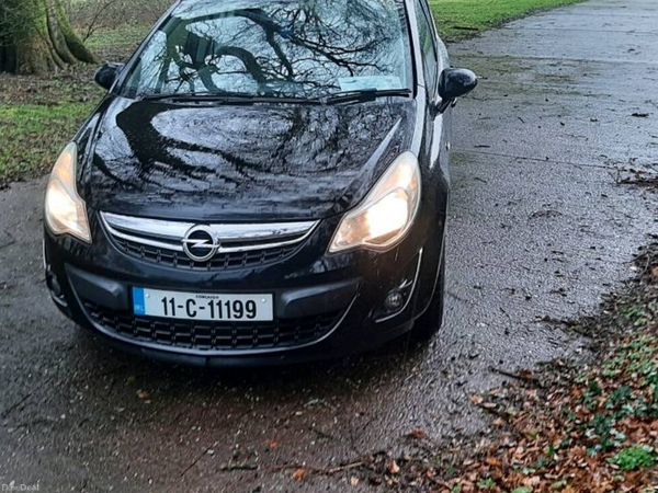 Opel Corsa Hatchback, Petrol, 2011, Black