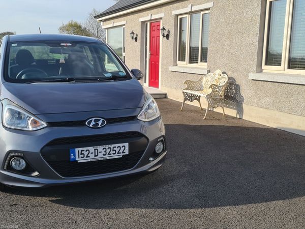 Hyundai i10 Hatchback, Petrol, 2015, Grey