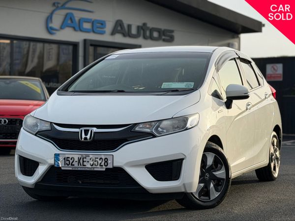 Honda Fit Hatchback, Petrol Hybrid, 2015, White