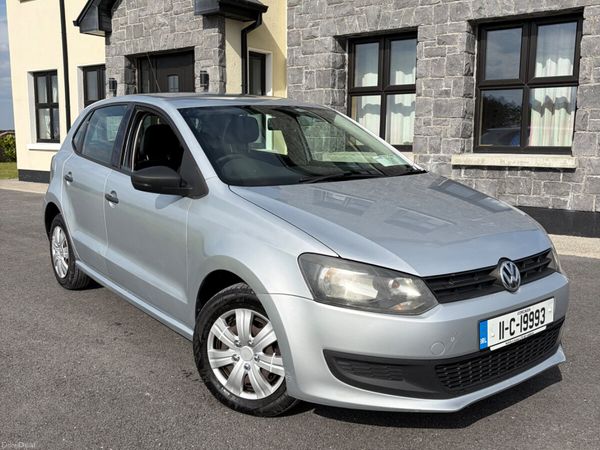 Volkswagen Polo Hatchback, Petrol, 2011, Silver