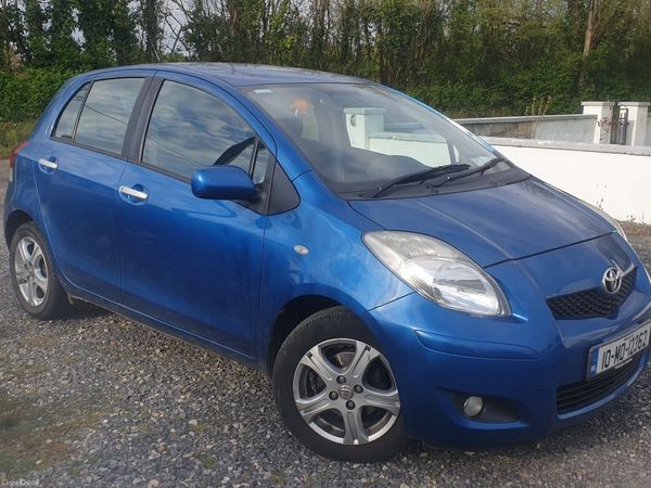 Toyota Yaris Hatchback, Petrol, 2010, Blue