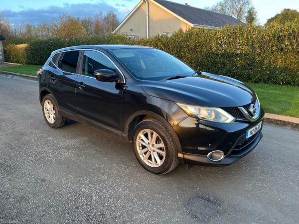 Nissan Qashqai Hatchback, Diesel, 2014, Black
