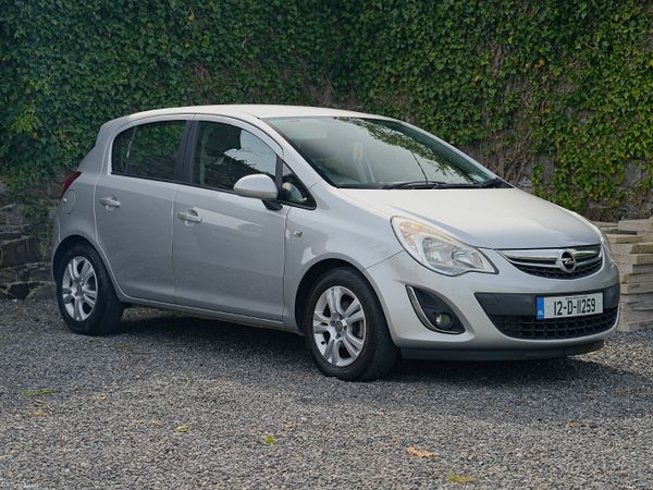 Opel Corsa Hatchback, Petrol, 2012, Silver