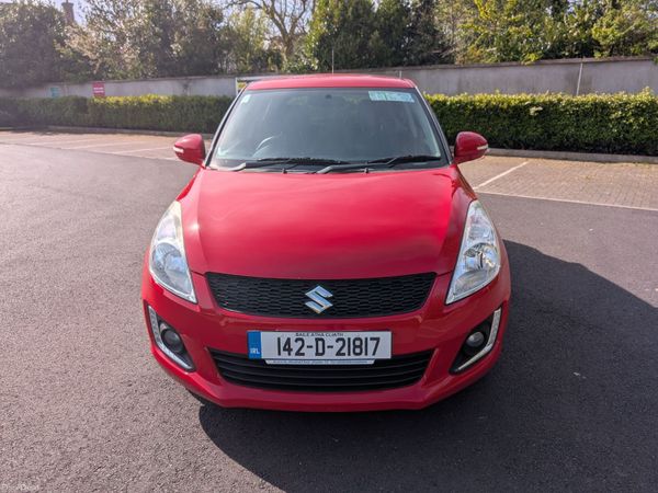 Suzuki Swift Hatchback, Petrol, 2014, Red