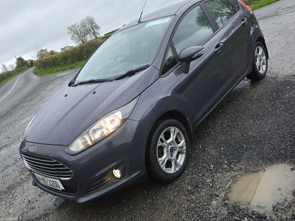 Ford Fiesta Hatchback, Petrol, 2014, Blue