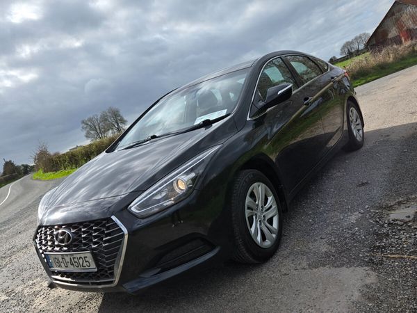 Hyundai i40 Saloon, Diesel, 2019, Black
