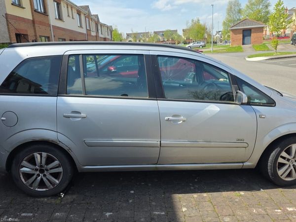 Opel Zafira Estate, Petrol, 2007, Beige