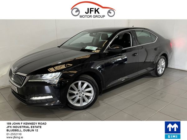 Skoda Superb Hatchback, Diesel, 2022, Black