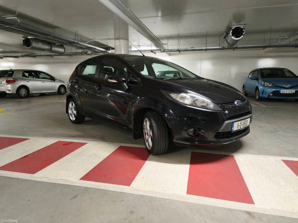 Ford Fiesta Hatchback, Diesel, 2011, Black