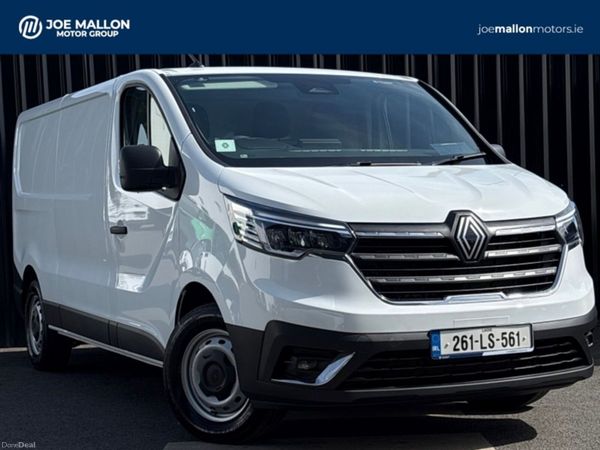 Renault Trafic MPV, Diesel, 2026, White
