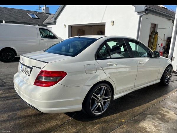 Mercedes-Benz C-Class Saloon, Petrol, 2008, White