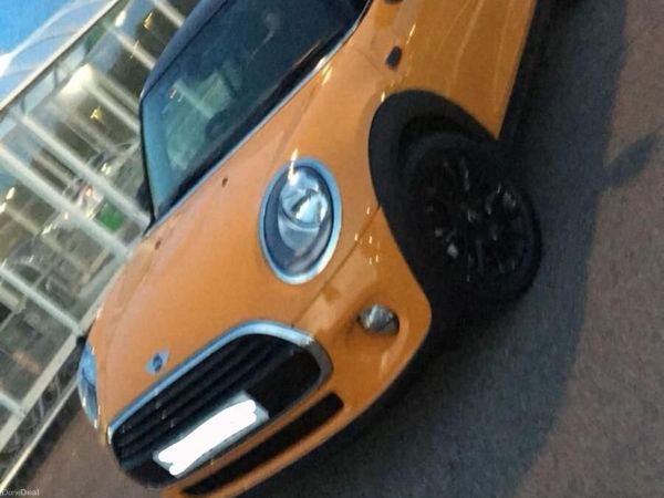 Mini Cooper Hatchback, Diesel, 2017, Orange